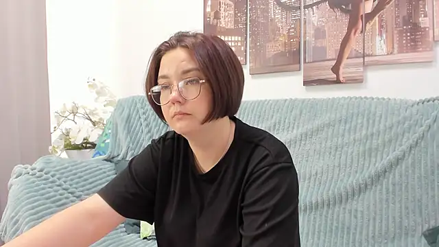 Sweetie Rozzy online show from 05/18/26, 01:24