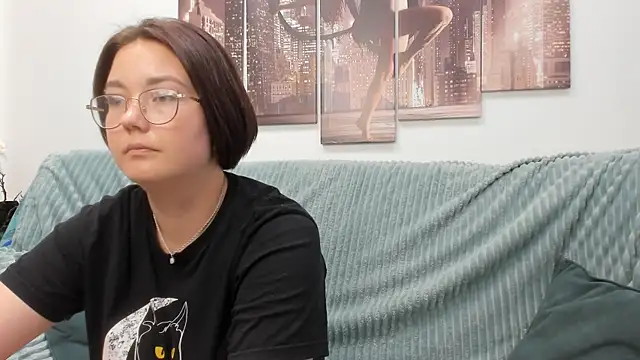 Sweetie Rozzy online show from 06/13/26, 01:25