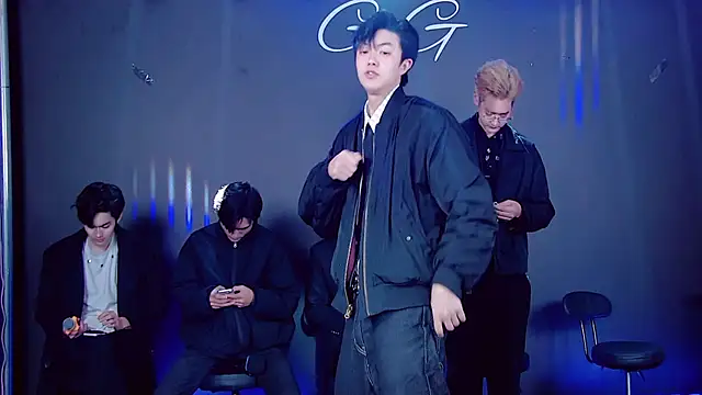 GG-boy002 online show from 01/16/26, 04:27