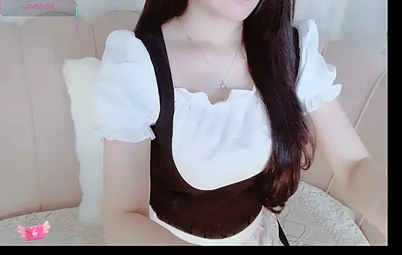 Junnatalie   online show from 04/09/26, 06:19