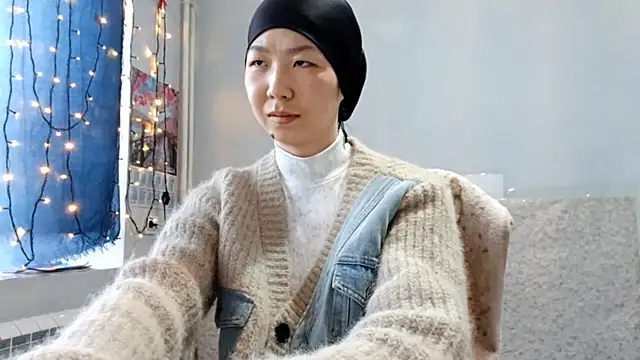 VuiCutie online show from 01/07/26, 03:53