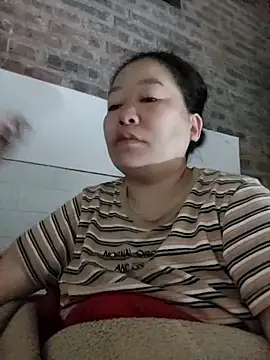 donaaa2 online show from 02/19/26, 11:56