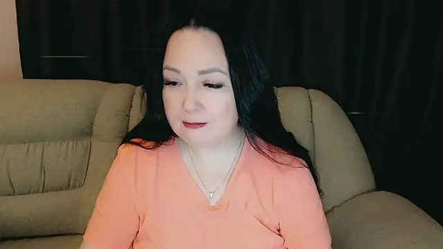 Snapshot of infinity_loveliness chatting on 11/26/25, 08:04 infinity loveliness online show from 11/26/25, 08:04