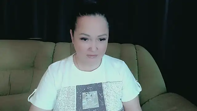 infinity loveliness online show from 02/05/26, 08:41