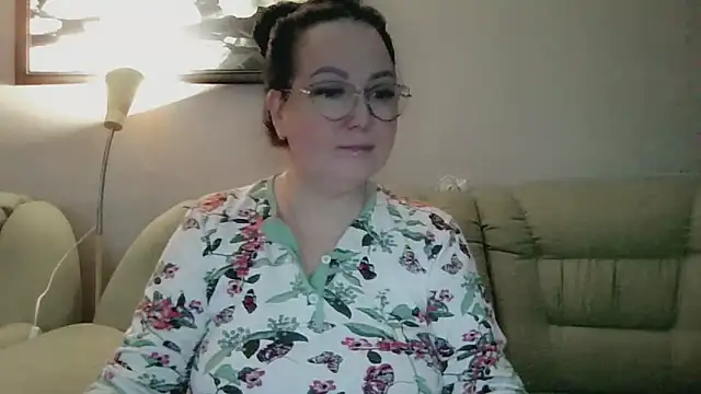 infinity loveliness online show from 04/09/26, 06:52