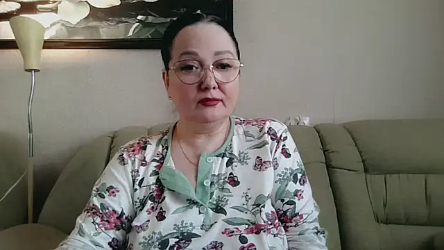 infinity loveliness online show from 04/15/26, 12:23