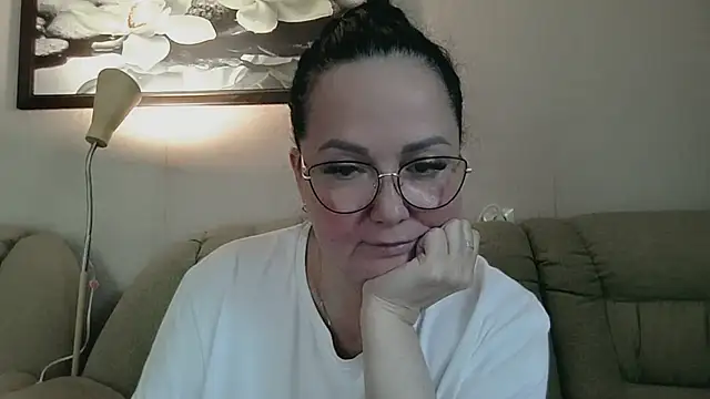 Snapshot of infinity_loveliness chatting on 07/04/26, 06:30 infinity loveliness online show from 07/04/26, 06:30