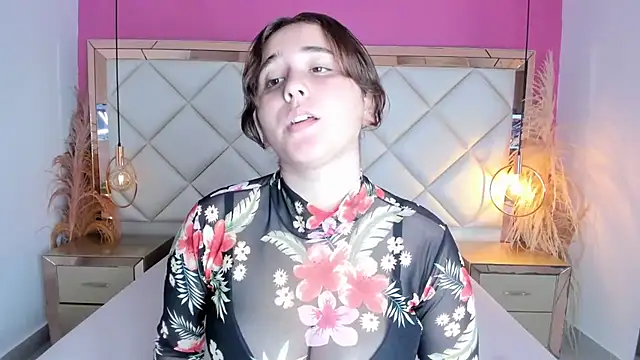 NikollHills online show from 01/08/26, 05:48