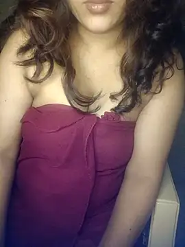 aaliyaAkhan online show from 01/09/26, 07:48