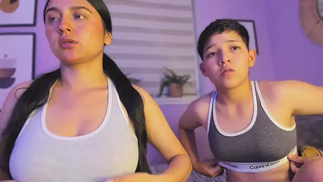 Auroraaa 527 online show from 01/07/26, 03:42