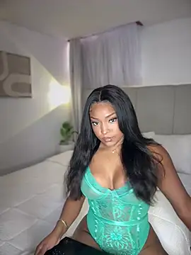 Snapshot of Soler_magnet chatting on 02/05/26, 08:35 Soler magnet online show from 02/05/26, 08:35