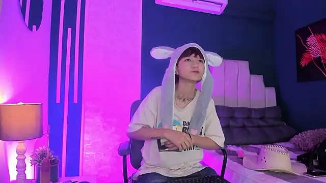 Jessi Suho online show from 01/12/26, 08:14