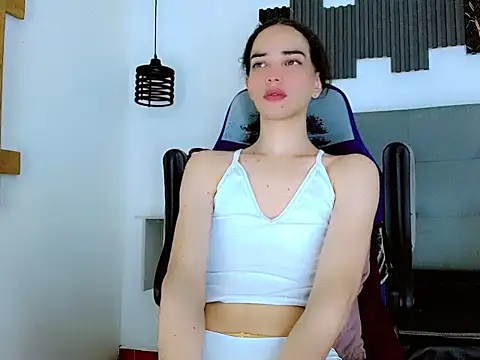 sora jun online show from 02/10/26, 01:04