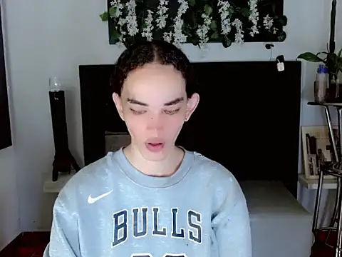 sora jun online show from 03/27/26, 12:38