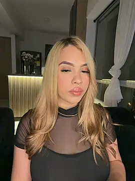 Snapshot of karymoron chatting on 02/13/26, 05:14 karymoron online show from 02/13/26, 05:14