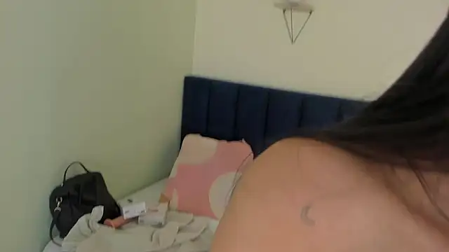 mayaevansmg online show from 02/12/26, 12:22