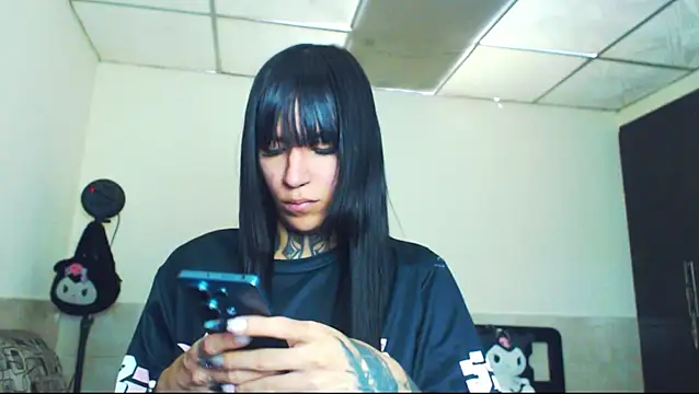 jazmin wolf online show from 06/05/26, 05:07