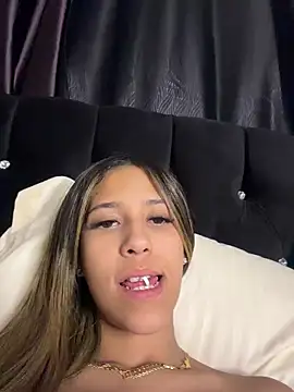 vicky bass  online show from 04/09/26, 01:27