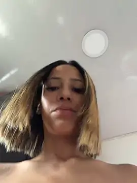 vicky bass  online show from 07/17/26, 05:29