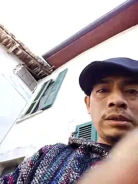 manatrong online show from 04/02/26, 12:47