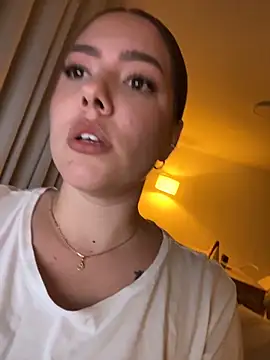 Just Sophie  online show from 01/06/26, 12:36