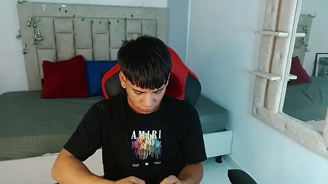 Snapshot of Jay_fox1 chatting on 01/07/26, 05:21 Jay fox1 online show from 01/07/26, 05:21