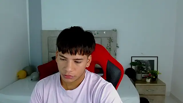 Snapshot of Jay_fox1 chatting on 01/14/26, 05:13 Jay fox1 online show from 01/14/26, 05:13