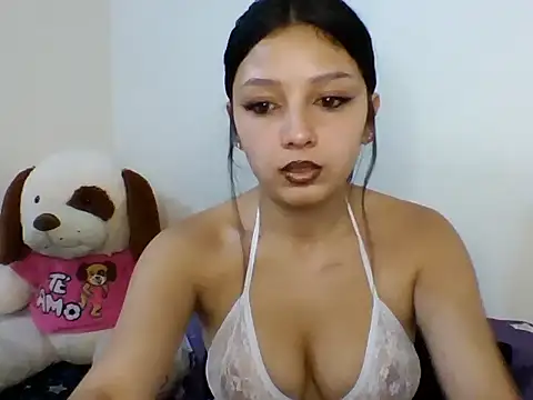 Snapshot of persefxne chatting on 04/03/26, 03:48 persefxne online show from 04/03/26, 03:48