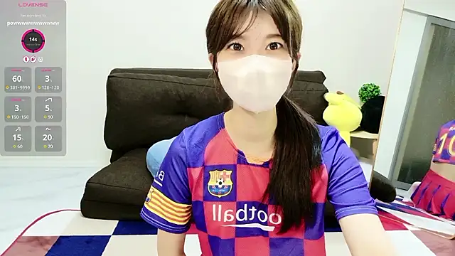 Rui-chaaan online show from 05/13/26, 10:23