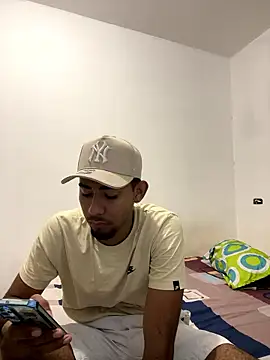 youngalexofficial online show from 01/18/26, 05:33