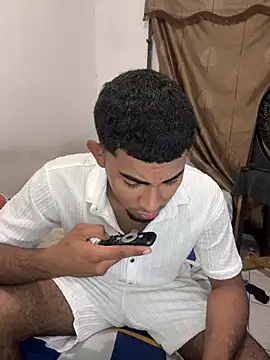 youngalexofficial online show from 02/22/26, 11:36