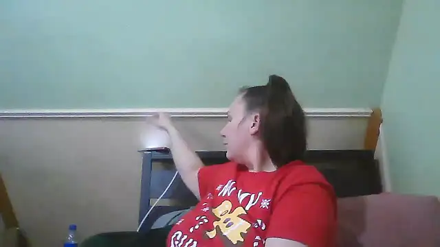 Snapshot of DallaStone chatting on 12/28/24, 03:59 DallaStone online show from 12/28/24, 03:59