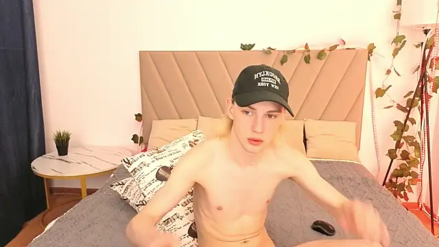 lucidangelok1 online show from 05/27/26, 06:27