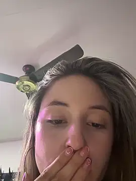 lriana miller online show from 02/03/26, 02:53