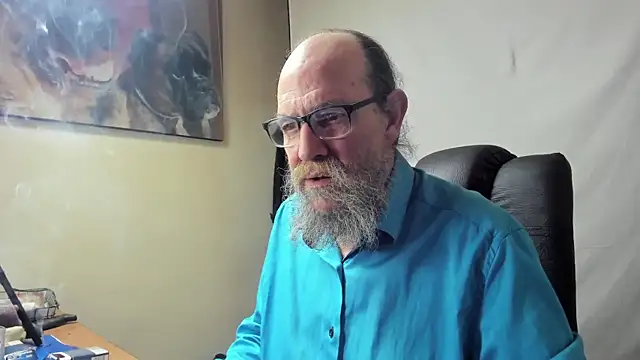 Uncle Hottie online show from 01/16/26, 03:38