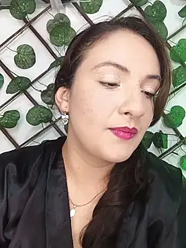 Evaa Angelina online show from 01/17/26, 05:01