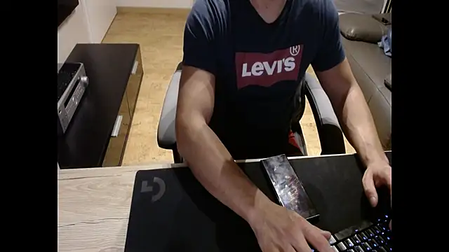 sensualman90 online show from 03/15/26, 09:32