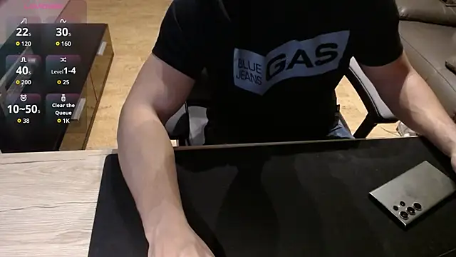 sensualman90 online show from 03/19/26, 10:03