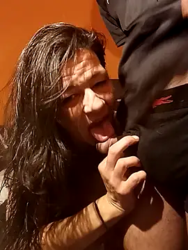 Snapshot of GanaderoMorboso chatting on 03/23/26, 04:11 GanaderoMorboso online show from 03/23/26, 04:11