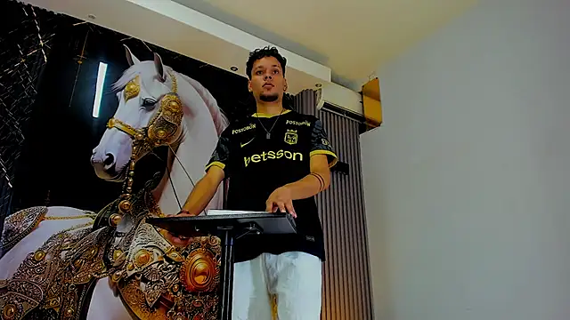 Lucas hot 20 online show from 03/04/26, 11:49