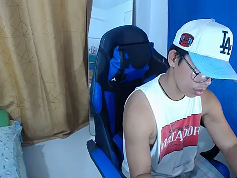 holly oreo online show from 07/01/26, 03:01