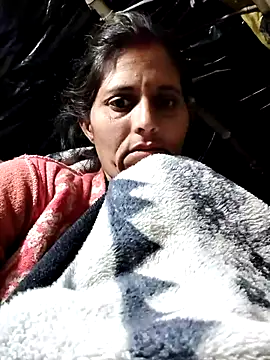 Bhavna8080 online show from 02/17/26, 11:44