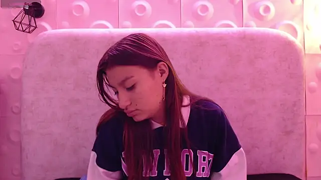 yuyis 15 online show from 01/12/26, 11:59