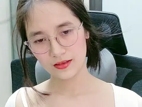 Shulee- online show from 01/10/26, 03:52