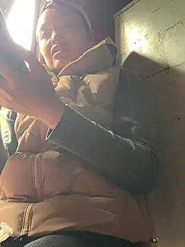 hinicky-0 online show from 02/23/26, 03:37