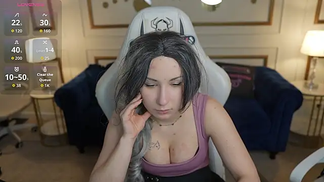 Zoe Kiss online show from 02/07/26, 11:47