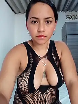 Maliha 21 online show from 05/05/26, 07:44