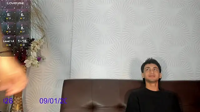 Snapshot of DUO_OF_DESIRE chatting on 01/09/26, 02:20 DUO OF DESIRE online show from 01/09/26, 02:20