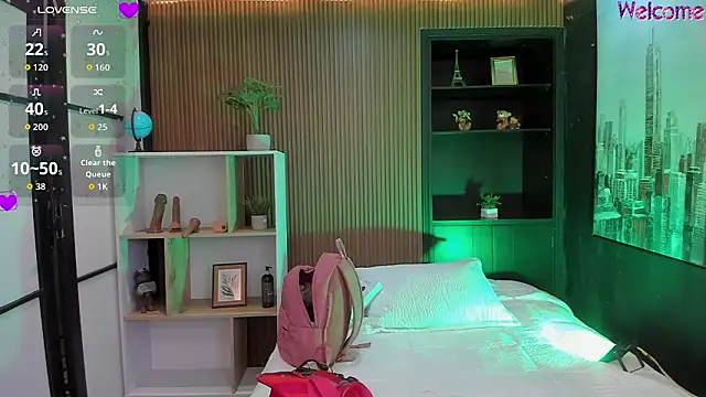 ThaliaBrookss  online show from 03/17/26, 05:11