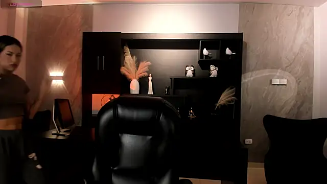 KayraLanne online show from 05/18/26, 05:35